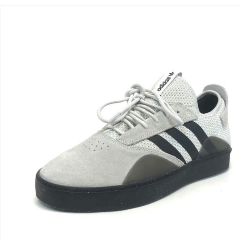 Adidas 3ST001 in Gray/Black/White